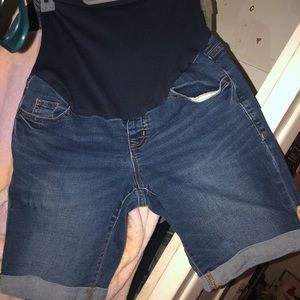 Cute Maternity shorts